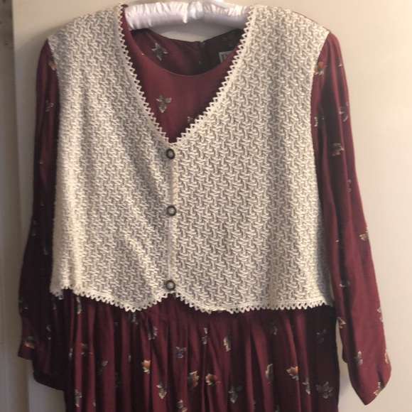 R&K original vested marooned floral long sleeves dress worn once - Picture 3 of 4